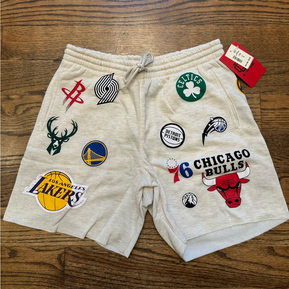 Aeropostale NBA Team Logos Fleece Shorts Oatmeal 6” Inseam NWT Multiple Sizes